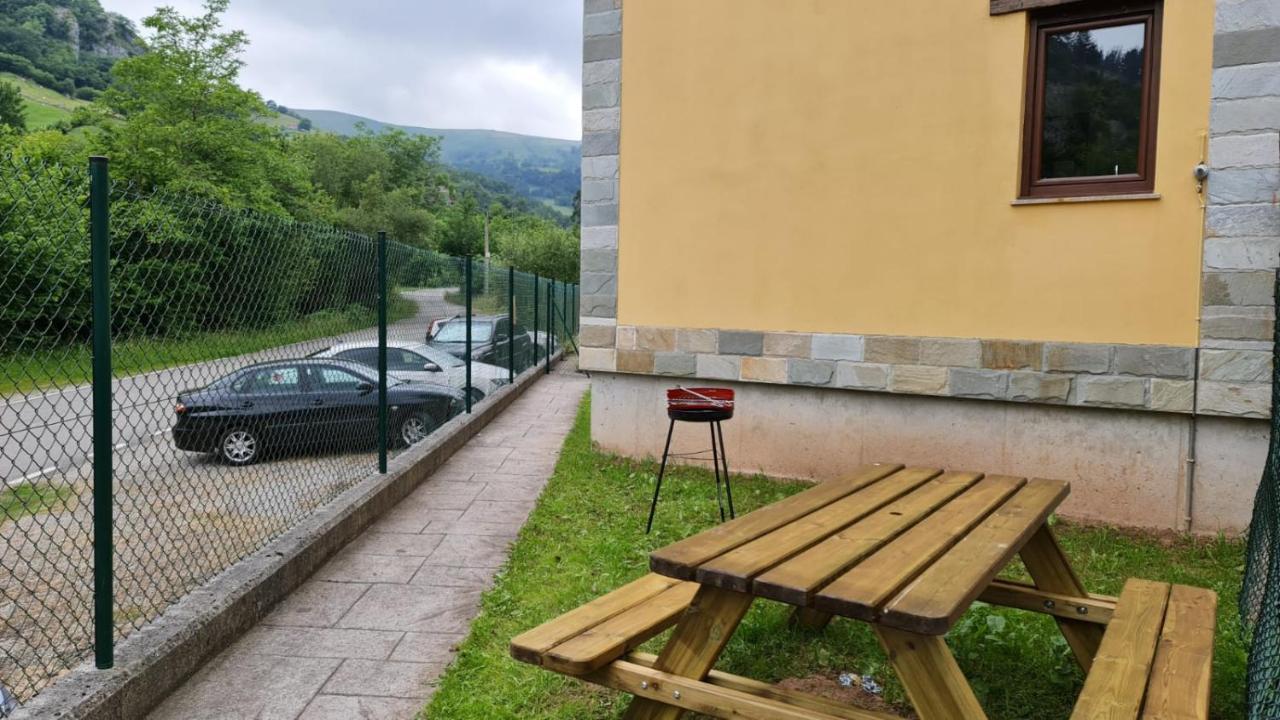 La Pasiega San Roque de Ríomiera Exteriör bild